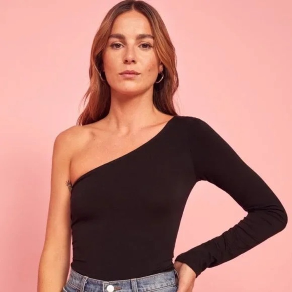 REFORMATION Marnie Top